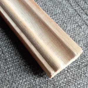 Moldura decorativa de madera T-3590